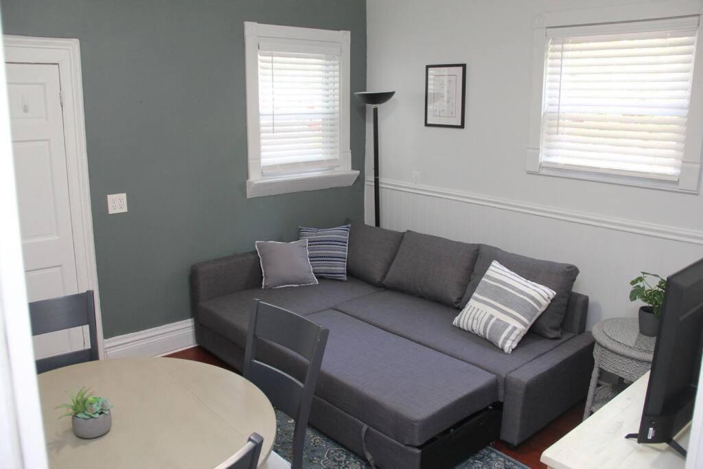 Historic Peaceful Apartment New Haven Bagian luar foto