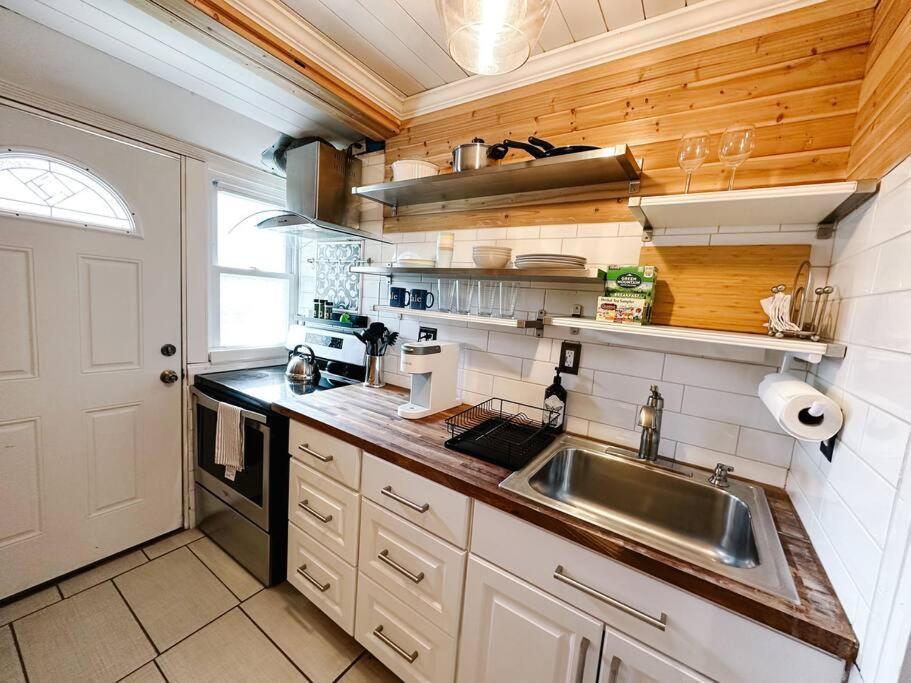 Historic Peaceful Apartment New Haven Bagian luar foto